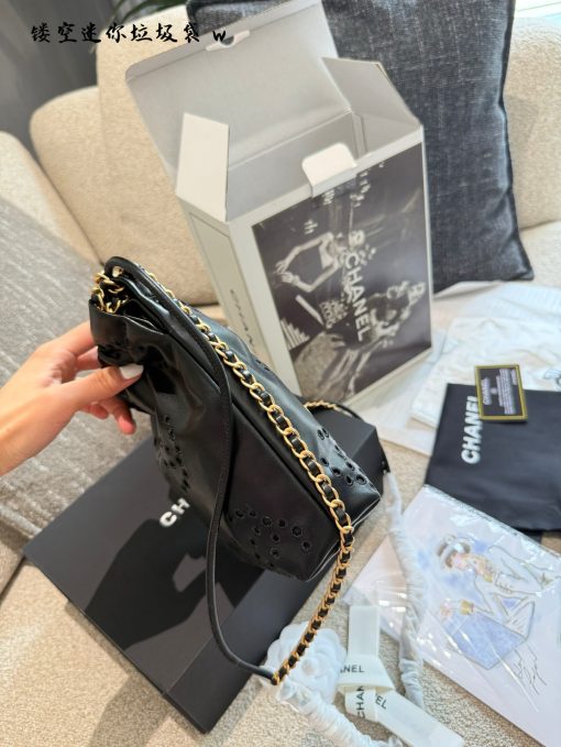 CHANEL Garbage bag - Image 5