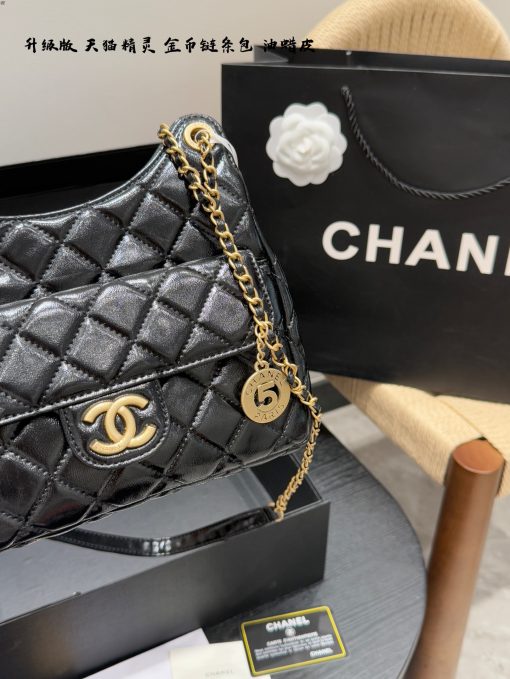 Chanel chain bag - Image 8
