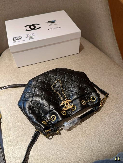 Chanel bucket bag - Image 2