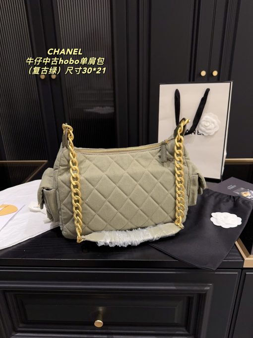 CHANEL crossbody bag - Image 4