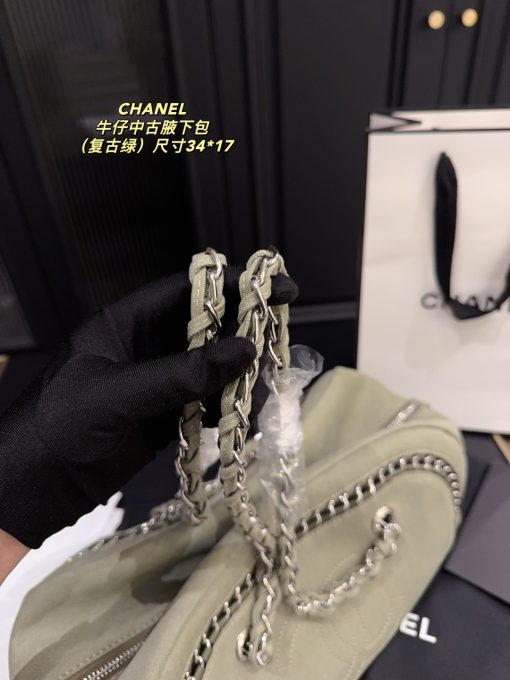 CHANEL underarm bag - Image 4