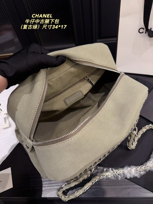 CHANEL underarm bag - Image 3