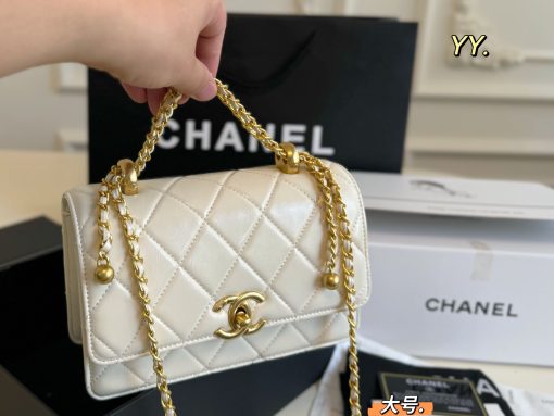 CHANEL chain bag - Image 8