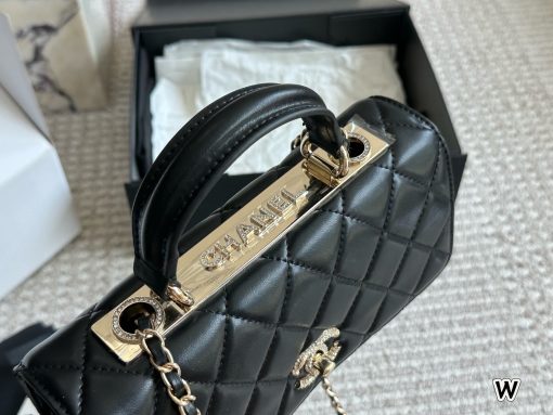CHANEL handbag - Image 6