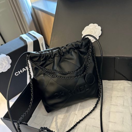 CHANEL Garbage bag - Image 9