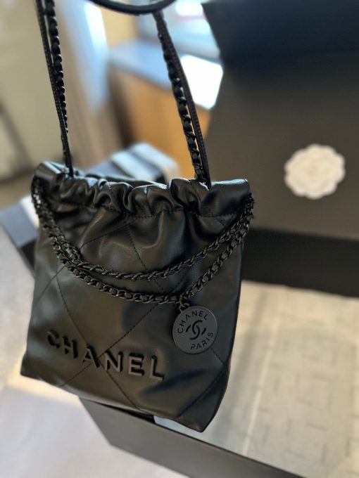 CHANEL Garbage bag - Image 6