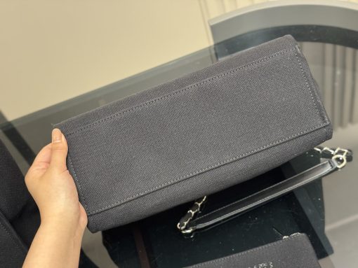 CHANEL beach bag - Image 3