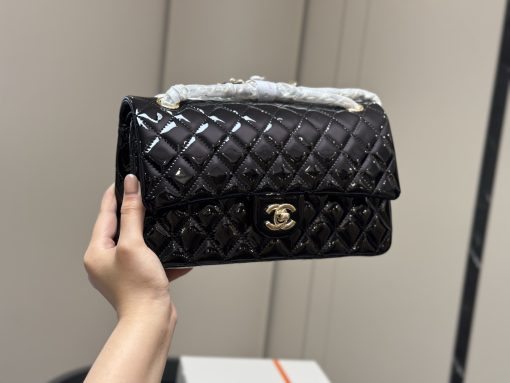 CHANEL crossbody bag - Image 2