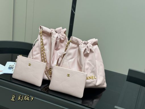 CHANEL Garbage bag - Image 10