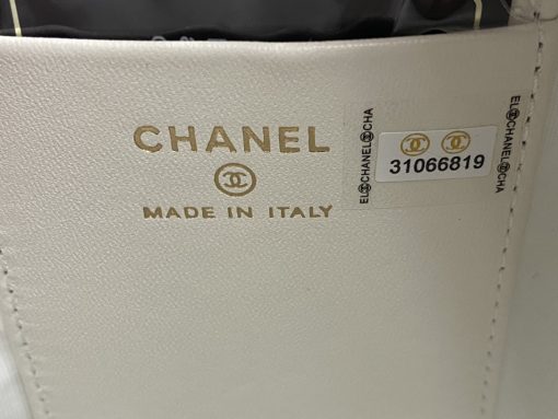 CHANEL crossbody bag - Image 2