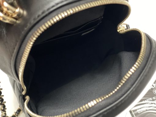 CHANEL crossbody bag - Image 3
