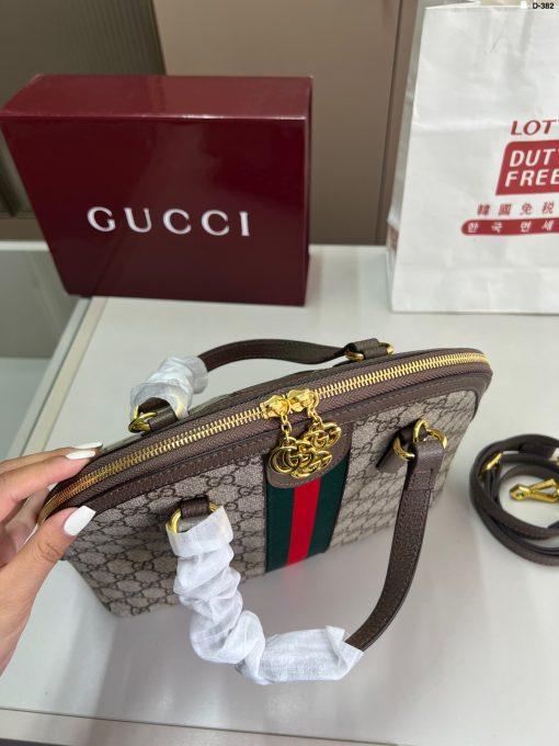 GUCCI shell bag - Image 6