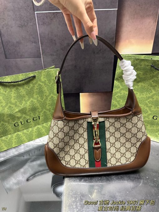 GUCCI underarm bag - Image 6