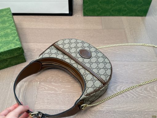GUCCI underarm bag - Image 4