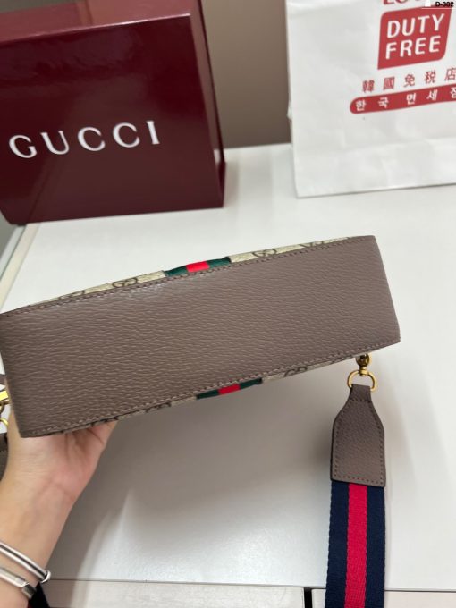 GUCCI camera bag - Image 8