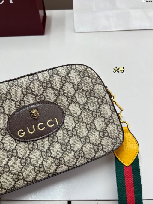 GUCCI camera bag - Image 4