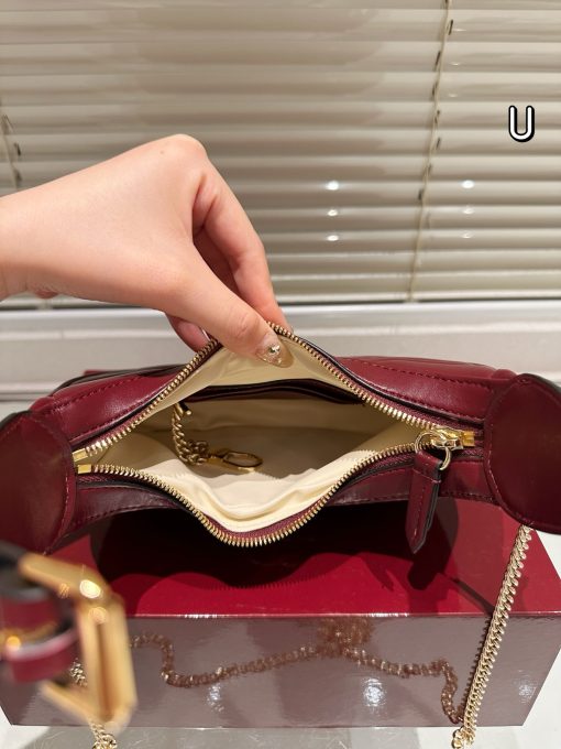 GUCCI underarm bag - Image 2