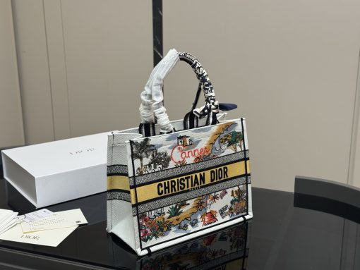 DIOR shopping bag