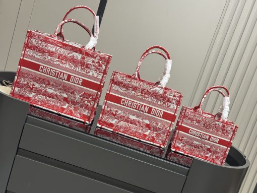 DIOR shopping bag - Image 9