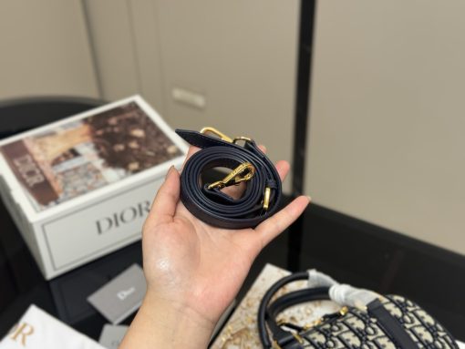 DIOR pillow bag - Image 6