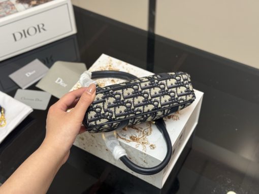 DIOR pillow bag - Image 3