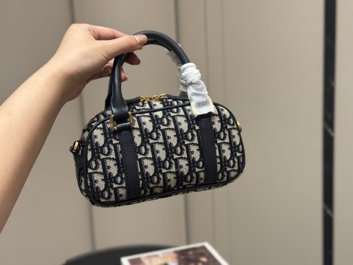 DIOR pillow bag - Image 2
