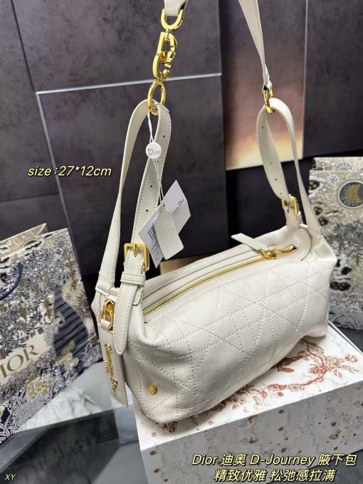 DIOR underarm bag - Image 8