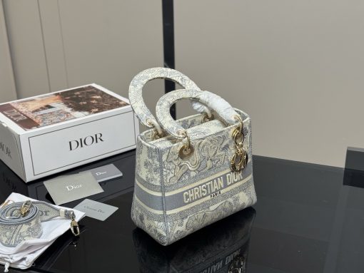 DIOR Lady bag