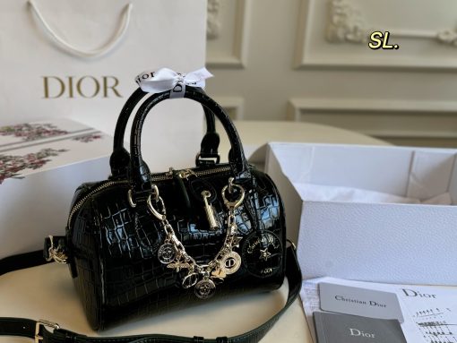 DIOR pillow bag - Image 9