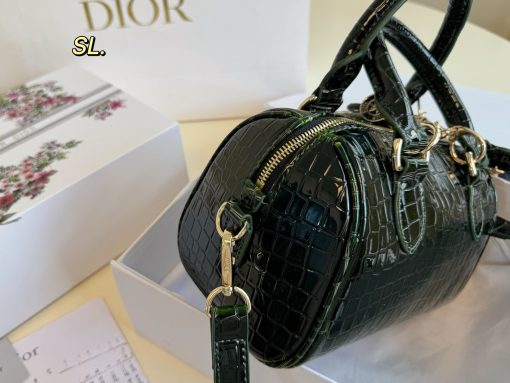 DIOR pillow bag - Image 6