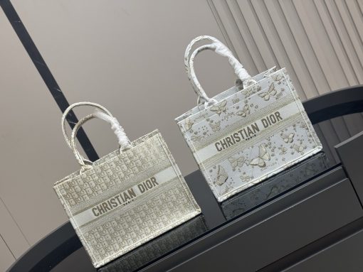 DIOR shopping bag - Image 10