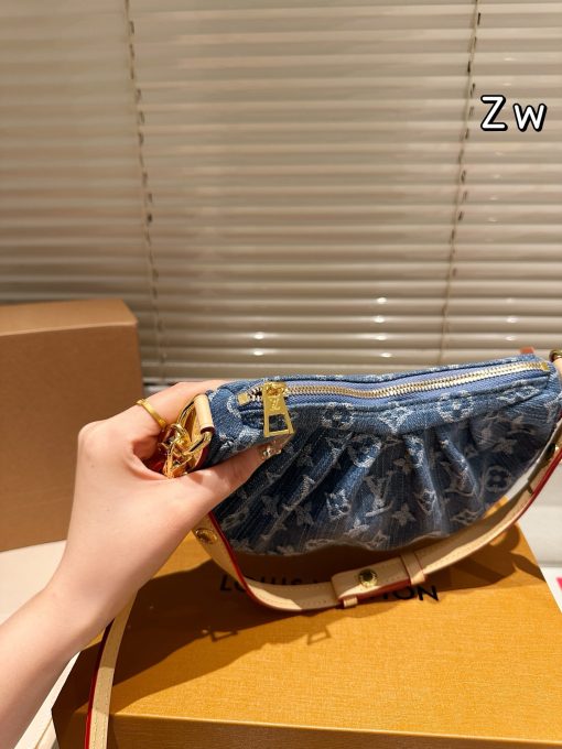 LV valley denim bag - Image 6