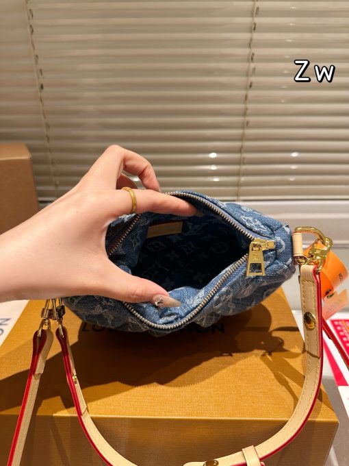 LV valley denim bag - Image 10