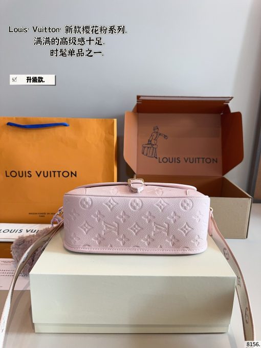 LV Diane baguette handbag - Image 8