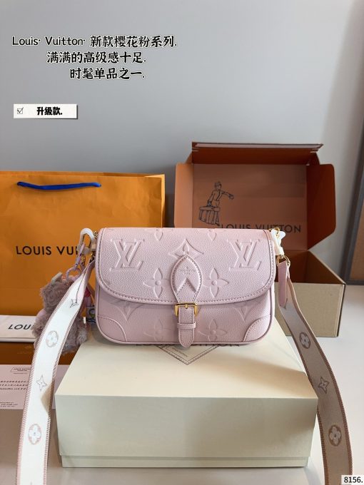 LV Diane baguette handbag - Image 9