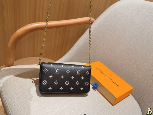 LV envelope bag - Image 9