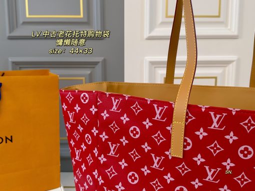 LV Tote shopping bag - Image 5