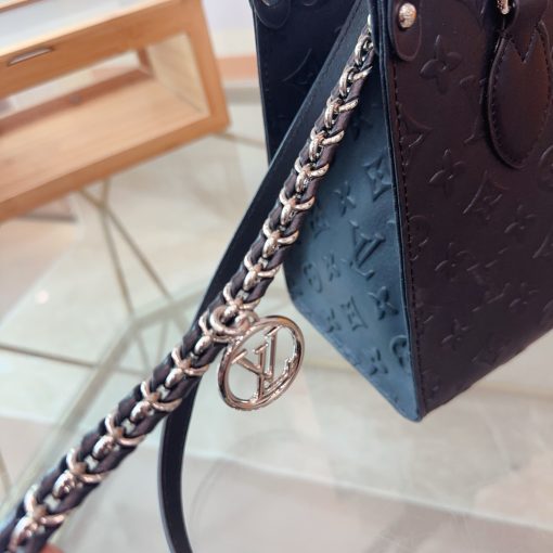 LV Onthego - Image 8