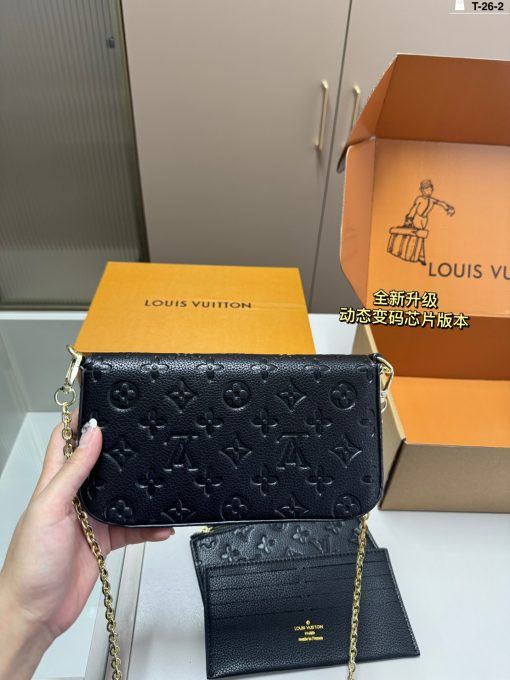 LV envelope bag - Image 5