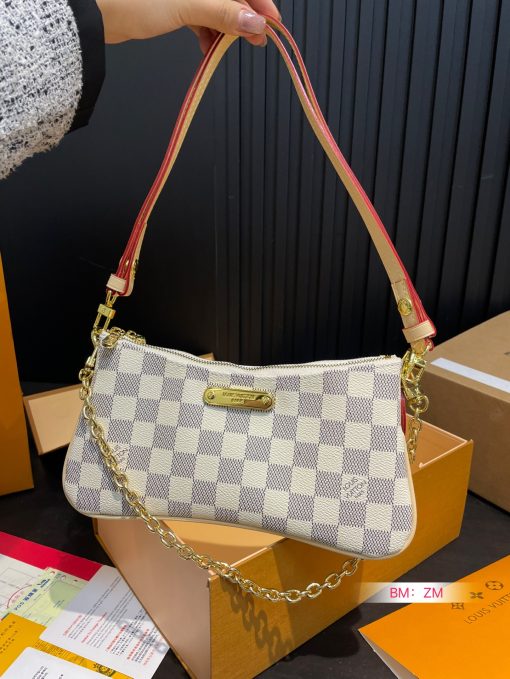 LV Mahjong bag - Image 6