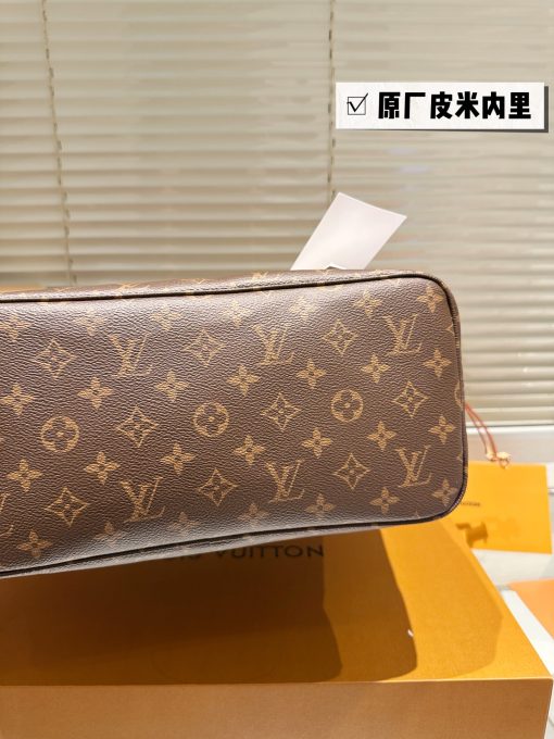 LV Neverfull shopping bag - Image 9