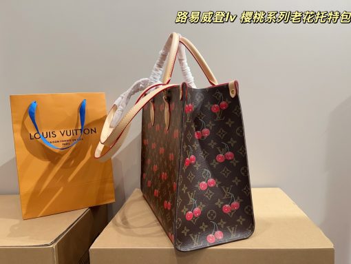LV Cherry tote bag - Image 7