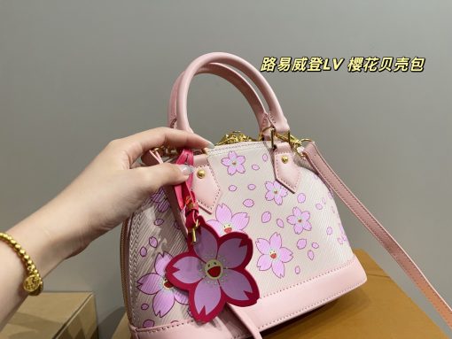 LV shell bag - Image 4