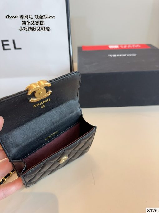 Chanel red envelopes - Image 10