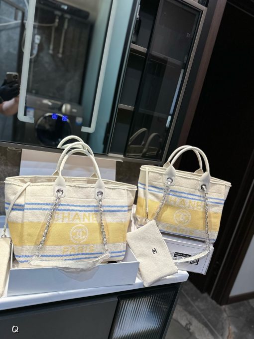 Chanel beach bag - Image 2