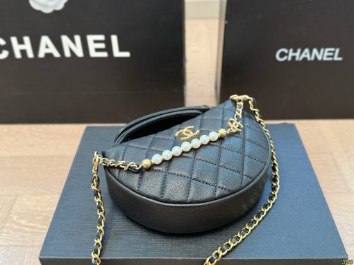 Chanel pearl bag - Image 5