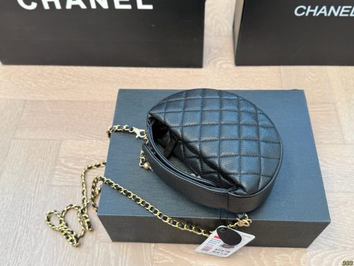 Chanel pearl bag - Image 7