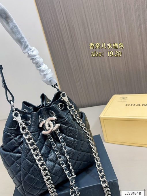 Chanel bucket bag - Image 5