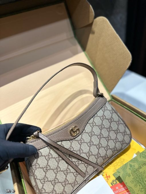 GUCCI underarm bag - Image 5