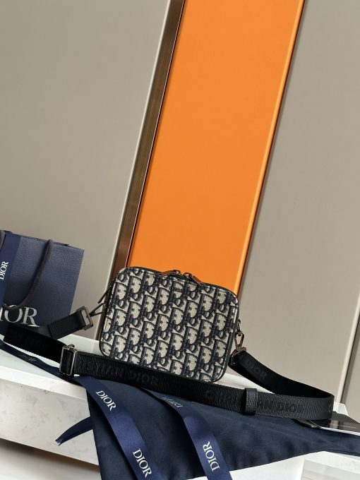 DIOR Oblique bag